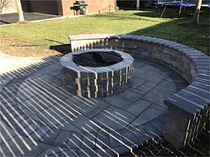 cambridge old english seat wall toffee onyx light round fire pit ledgestone smooth